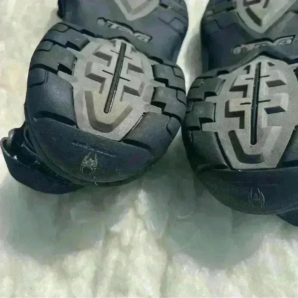 TEVA Minam Outdoor Adjustable Hook & Loop Sandal Black Gray